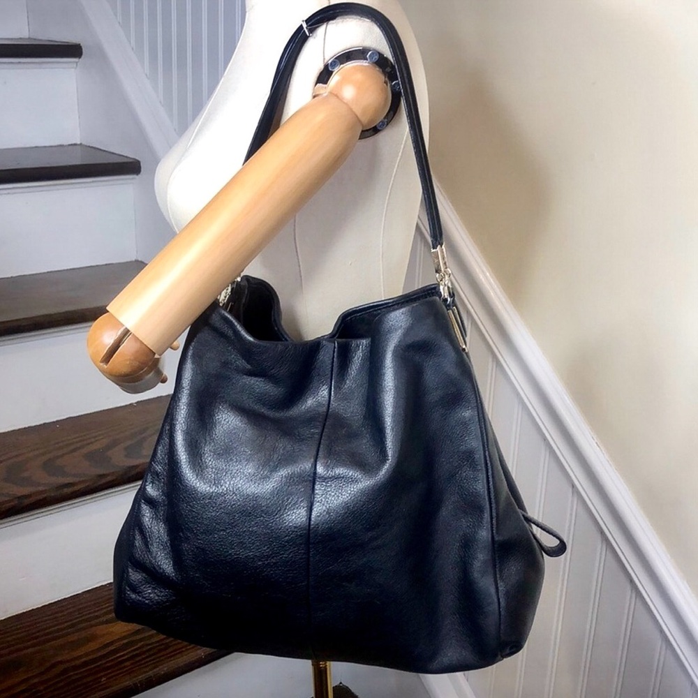 COACH Madison Phoebe Black Tumbled Leather Shoulder Bag Navy Lined 3-Sections - Picture 12 of 17